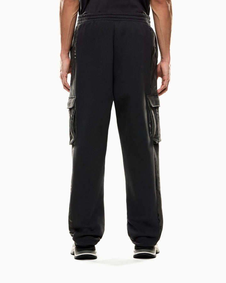 EMPORIO ARMANI EA7  Pantalone Felpa Train Graphic Series Uomo |  JEK PIT