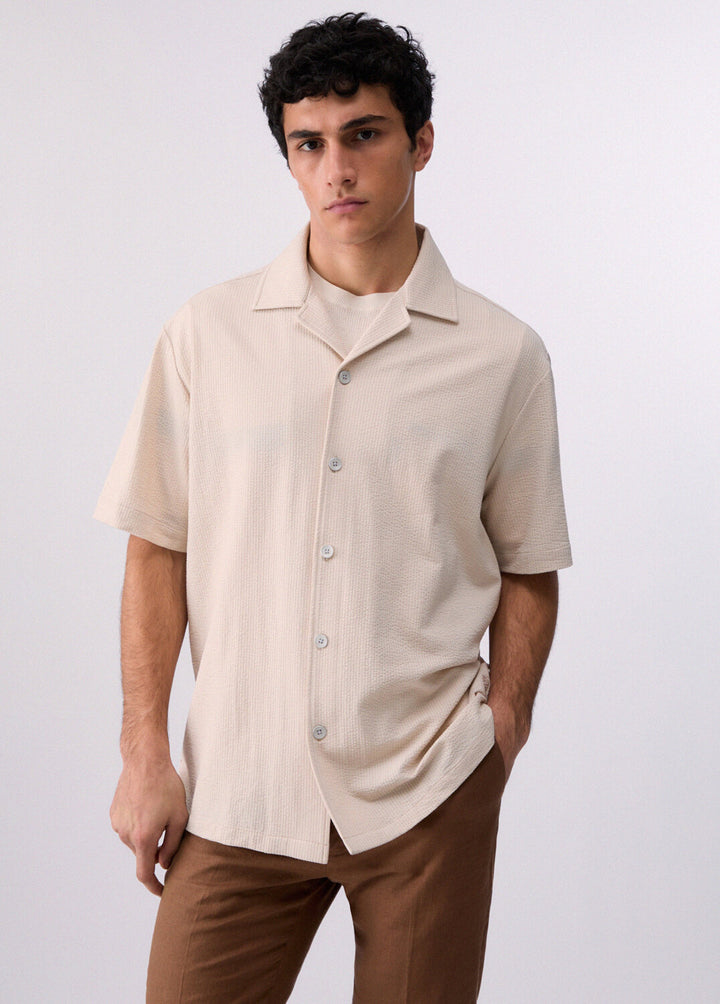 Camicia Martellata Bowling Fit LIU-JO in cotone con dettagli martellati e stile elegante, vista frontale su sfondo neutro.