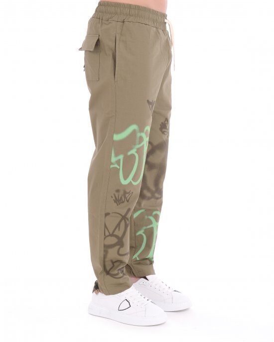 DISCLAIMER  Pantalone Gabardine Stampa Murales Uomo |  JEK PIT