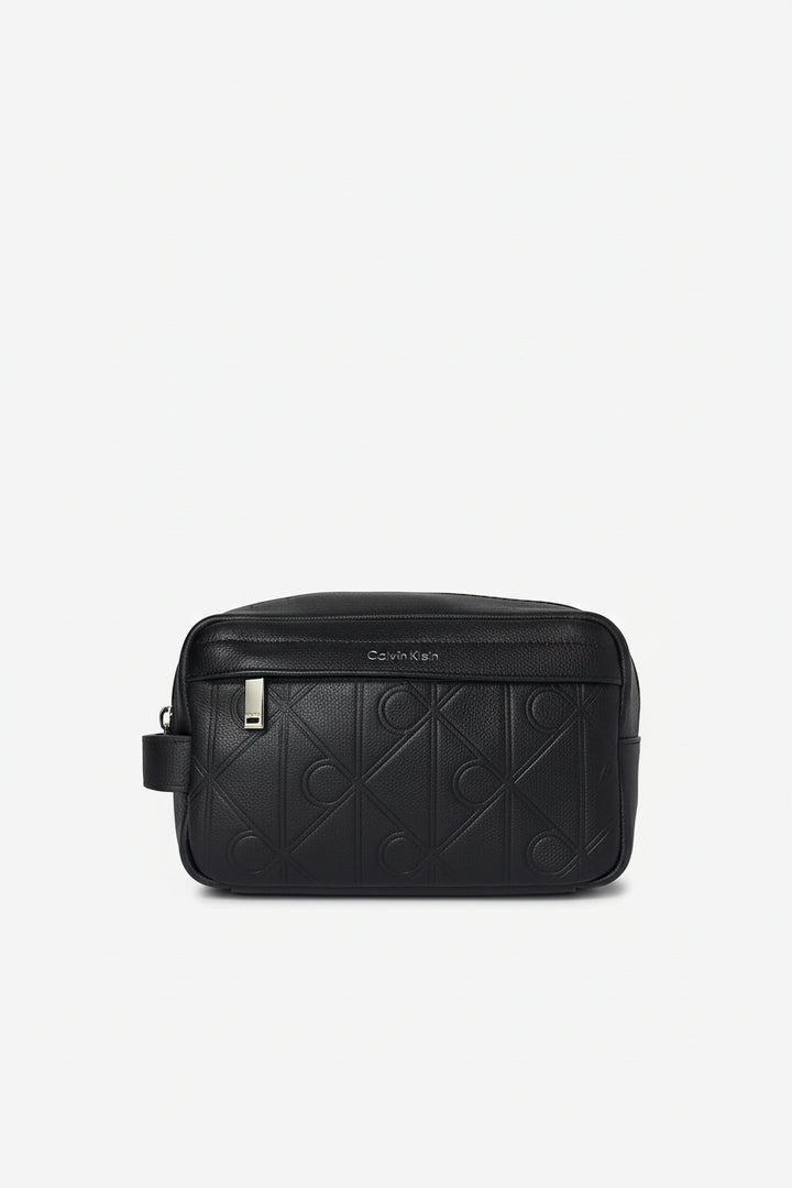 CALVIN KLEIN | Pochette Emblem Emboss Unisex - Jek Pit