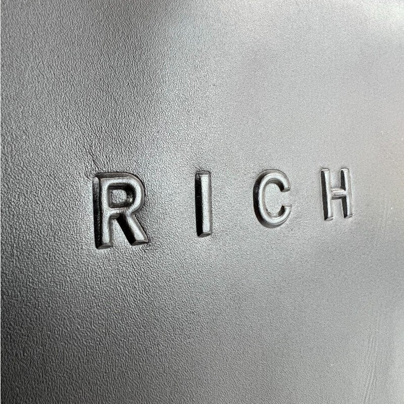 JOHN RICHMOND  Pochette Sottile Logo Rilievo Tinta Uomo |  JEK PIT