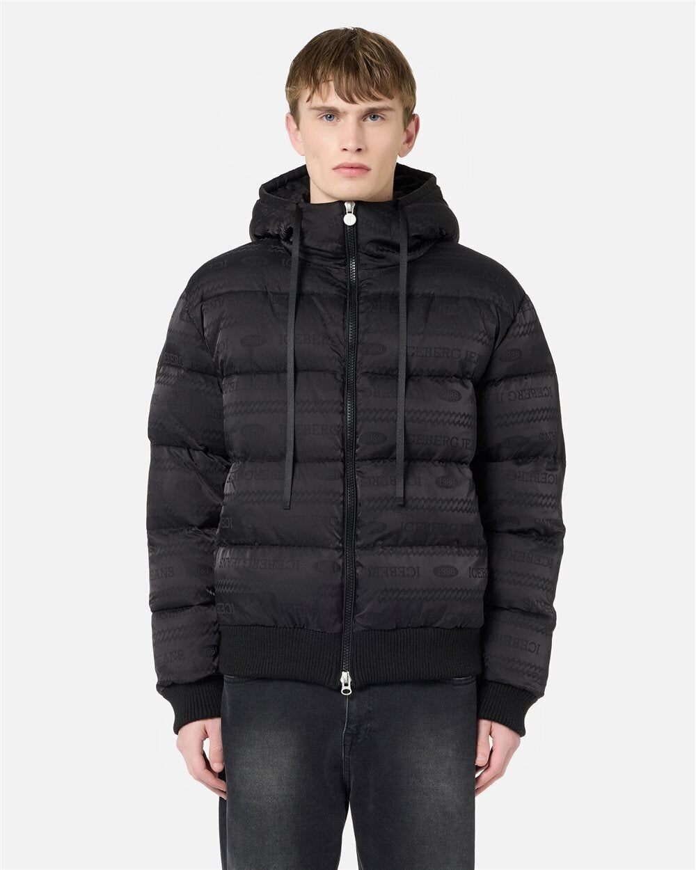 ICEBERG JEANS  Piumino Cappuccio Con Logo Allover Uomo |  JEK PIT