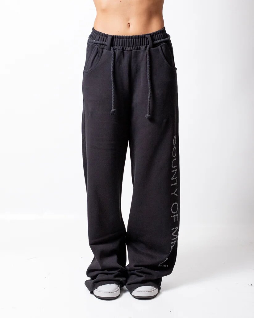 COUNTY OF MILAN - BURLON  Pantalone In Felpa Overs. Logo Brillant. Donna |  JEK PIT