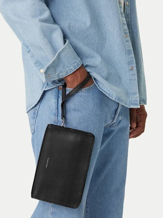 CALVIN KLEIN  Pochette Foil Emboss Handle Uomo |  JEK PIT