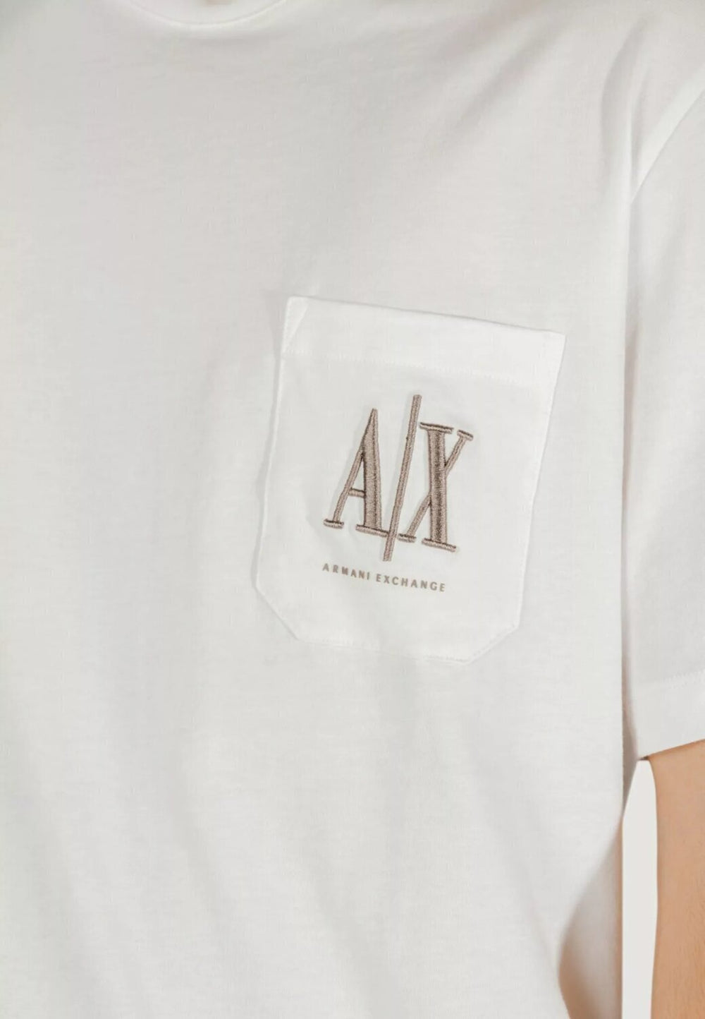 ARMANI EXCHANGE  t-Shirt Con Ricamo Su Taschino Uomo |  JEK PIT