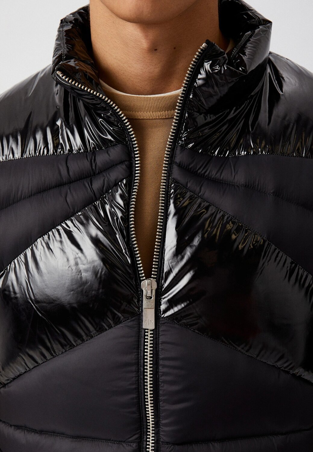 ARMANI EXCHANGE  Smanicato Misto Lucido Logo Collo Uomo |  JEK PIT