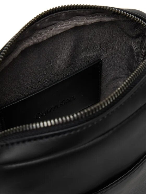 CALVIN KLEIN  Borsello In Pelle Logo Rilievo Grande Uomo |  JEK PIT