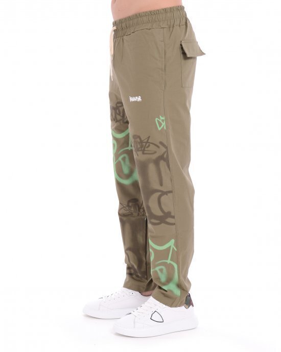 DISCLAIMER  Pantalone Gabardine Stampa Murales Uomo |  JEK PIT