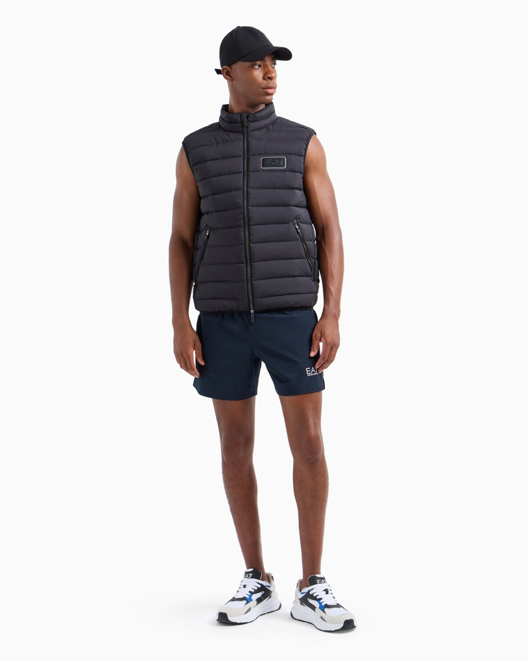 EMPORIO ARMANI EA7  Piumino Smanicato Logo Gommato Uomo |  JEK PIT